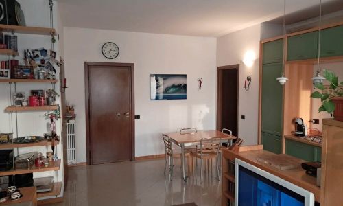 Soggiorno con cucina a vista